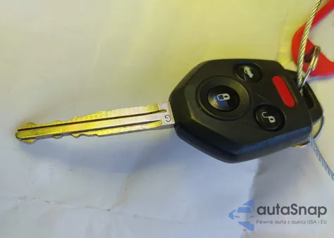 2018 Subaru Outback 2.5I Premium из США, поврежденный, VIN 4S4BSADC3J3235713